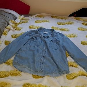NWOT-Light Denim Looking Top